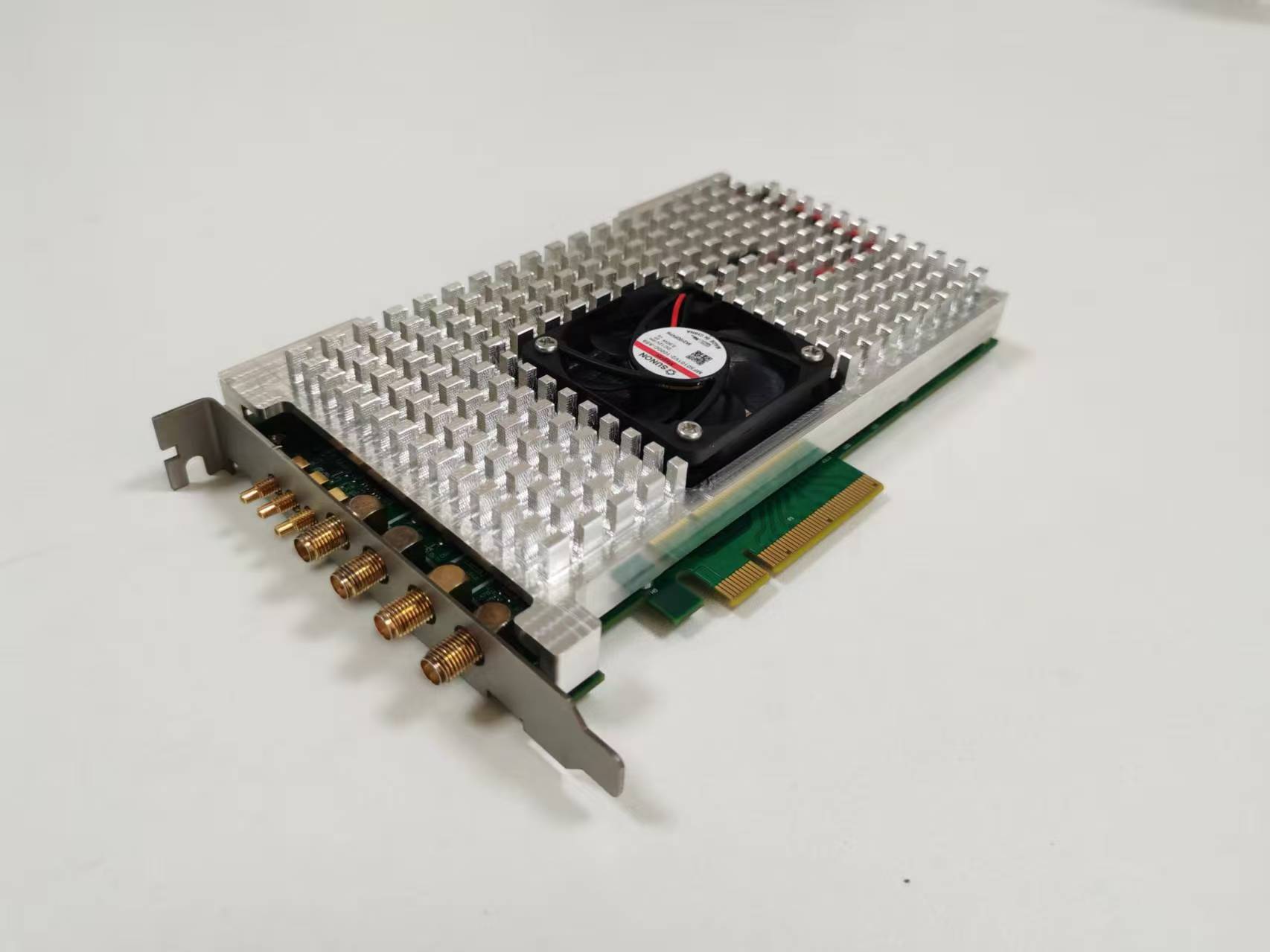 GY-DAQ-2510D 采集卡采用双通道 14bit...